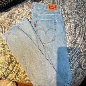 Levi jeans
